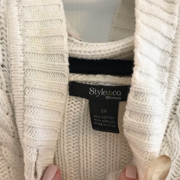 Cream hooded knit sweater - Picture 3 of 3